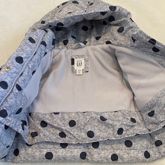 Gap 12/18 Months Gray Polka Dot Puffer Jacket EUC - Picture 4 of 6